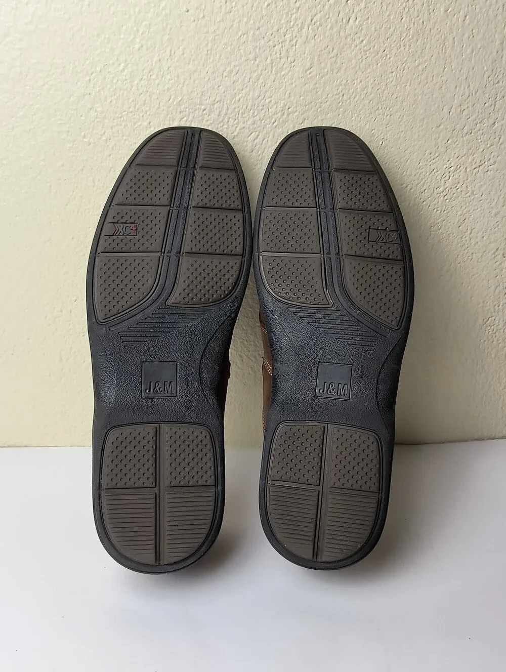 J&M Men's Brown Leather Casual Fisherman Sandals with Cushioned Sole